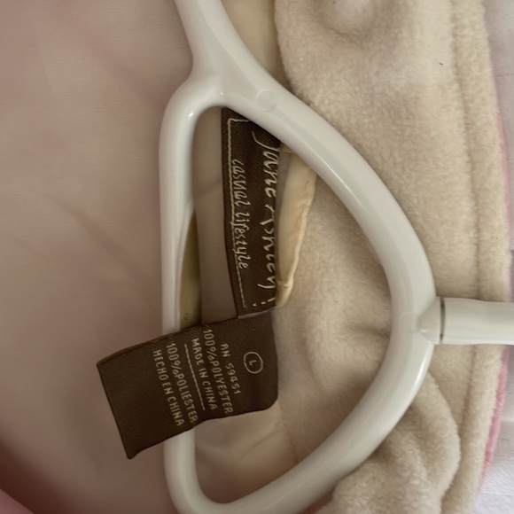 Quilted vest - Picture 3 of 4